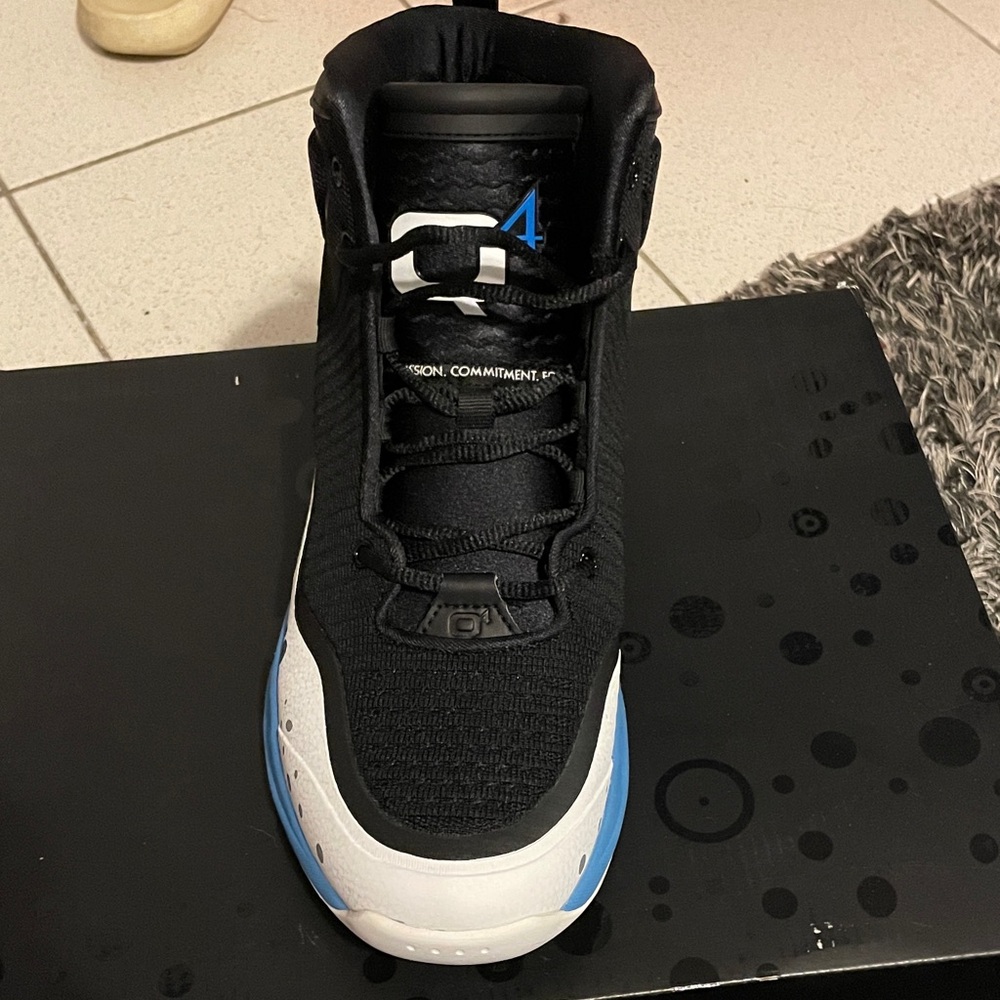 Men's Black and Blue Athletic Shoes - Picture 3 of 7